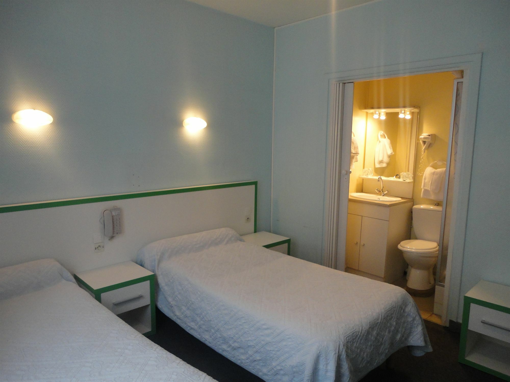Hotel Les Arcades Rouen Esterno foto